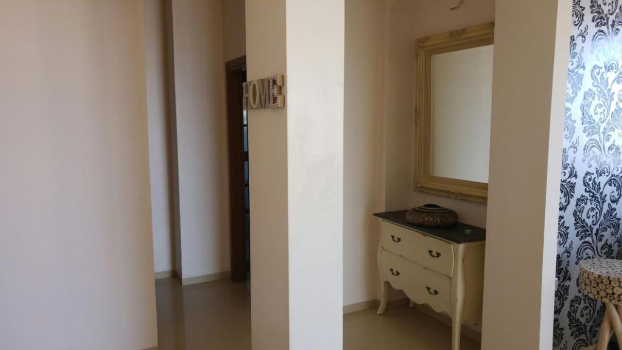 Hôtel Ahva 17 à Tibériade Extérieur photo